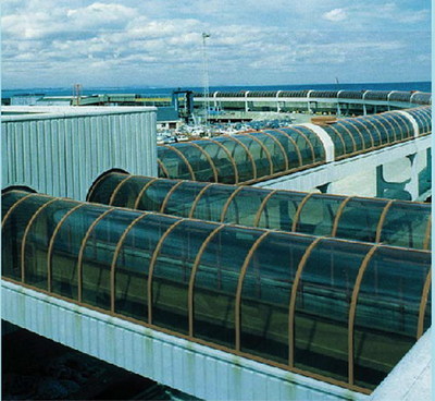 新型建材新選擇 北京陽(yáng)光板雨棚的制造、應(yīng)用與市場(chǎng)解析